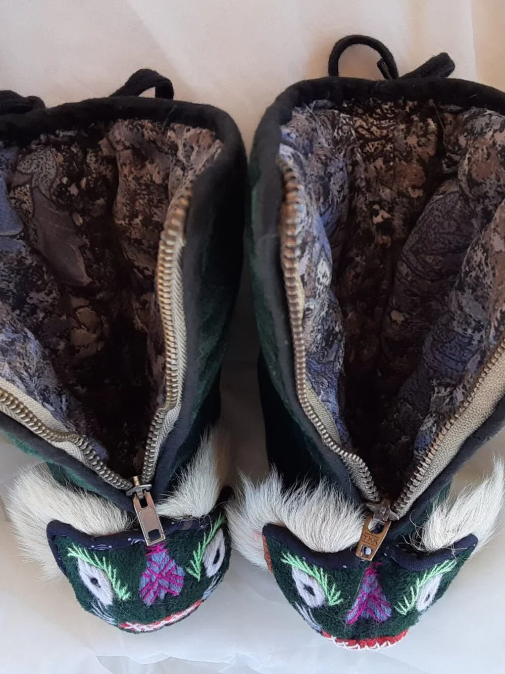 Vintage Chinese Forest Green Velvet Embroidered Dragon Toddler Baby Bootie Boots